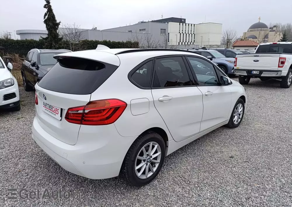 BMW Seria 2 216d Active Tourer Advantage