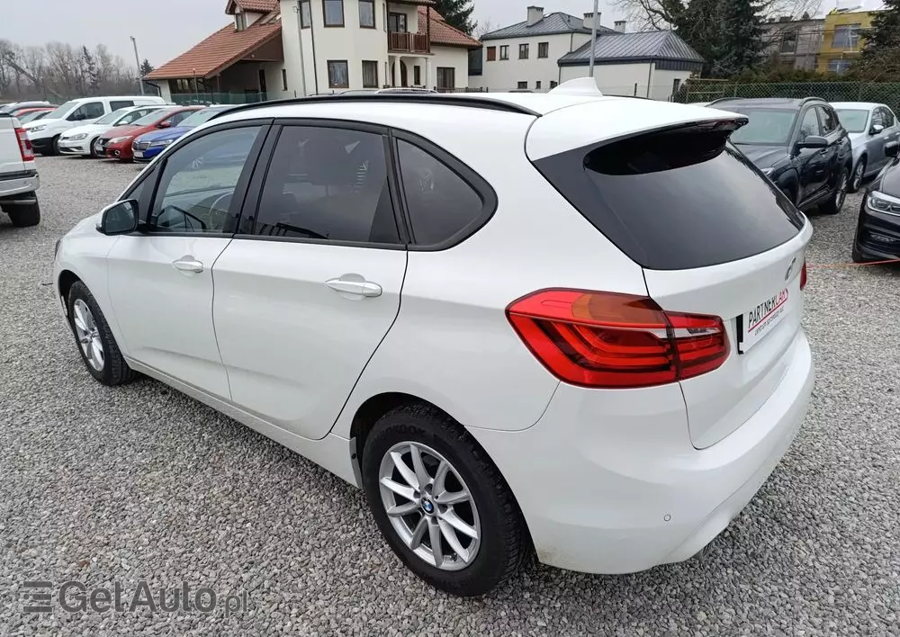BMW Seria 2 216d Active Tourer Advantage
