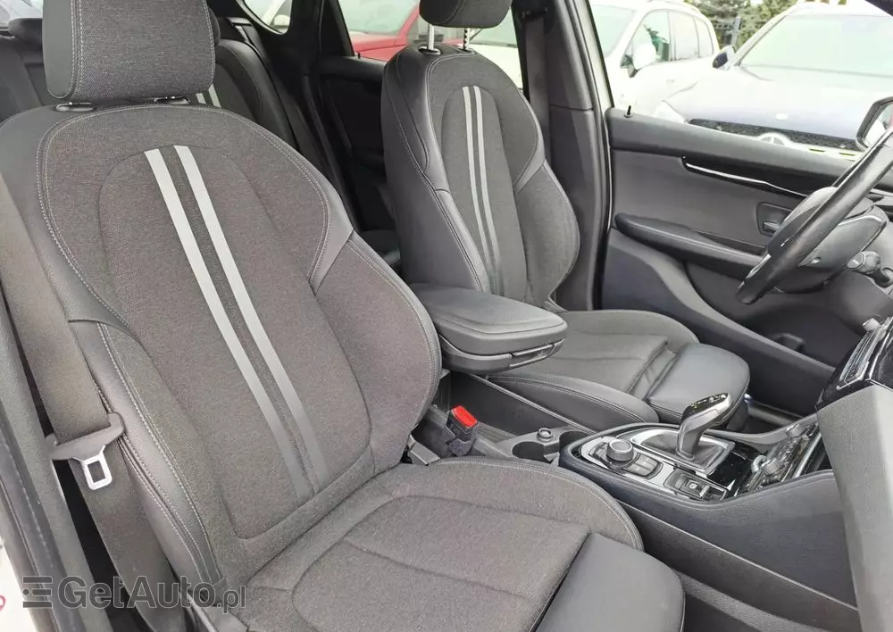 BMW Seria 2 216d Active Tourer Advantage