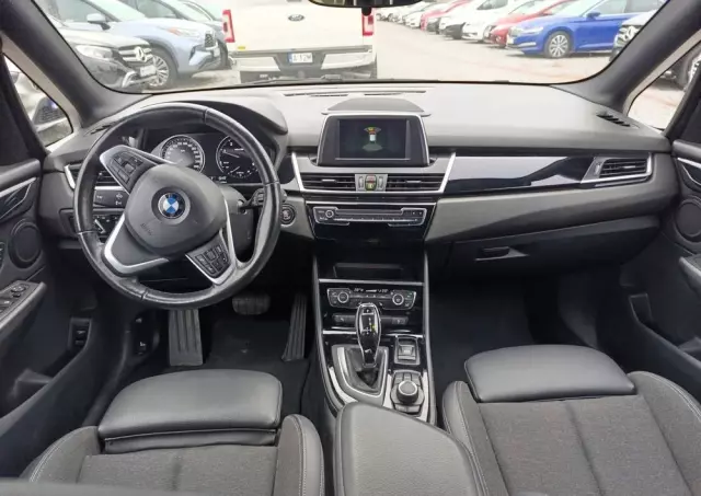 BMW Seria 2 216d Active Tourer Advantage