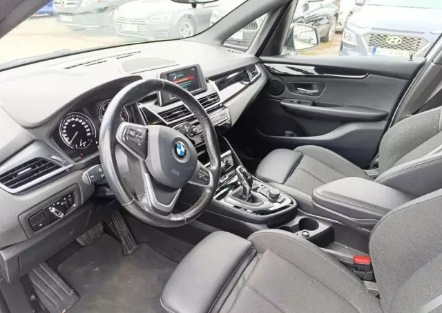 BMW Seria 2 216d Active Tourer Advantage