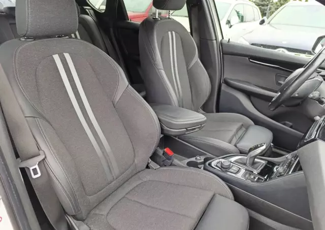 BMW Seria 2 216d Active Tourer Advantage