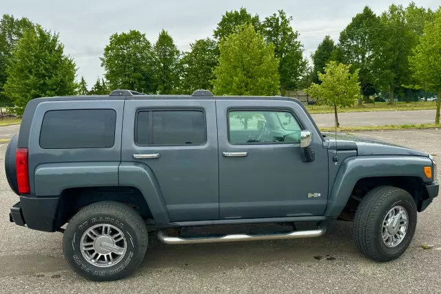 HUMMER H3 Luxury