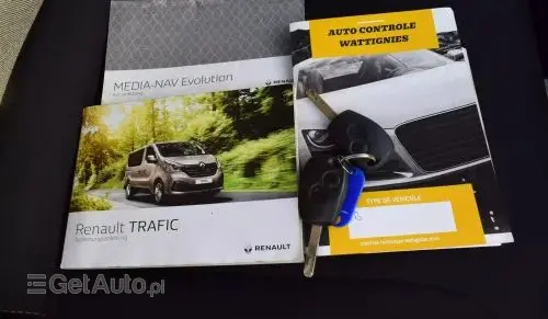 RENAULT Trafic 