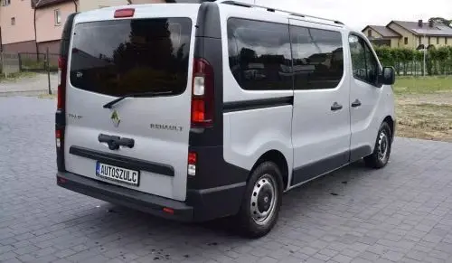 RENAULT Trafic 