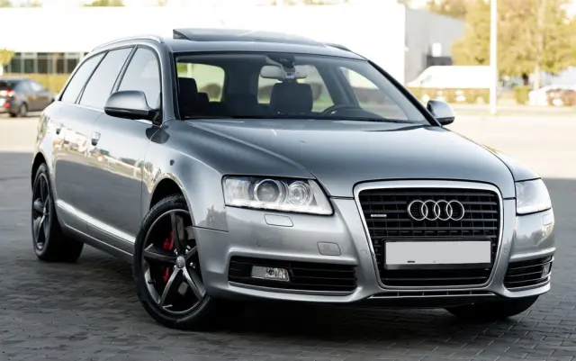 AUDI A6 Avant 