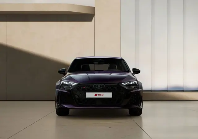 AUDI RS3 Limousine 