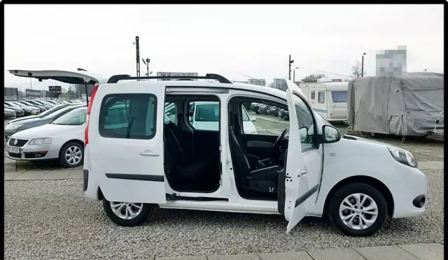 RENAULT Kangoo 