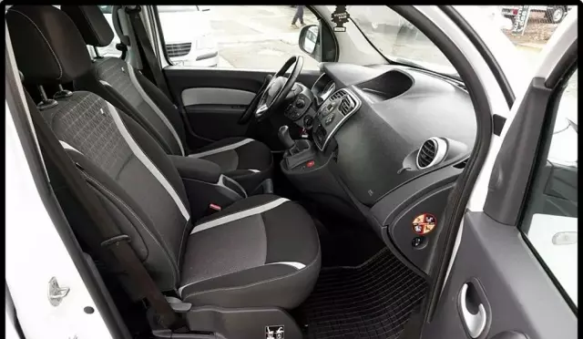 RENAULT Kangoo 