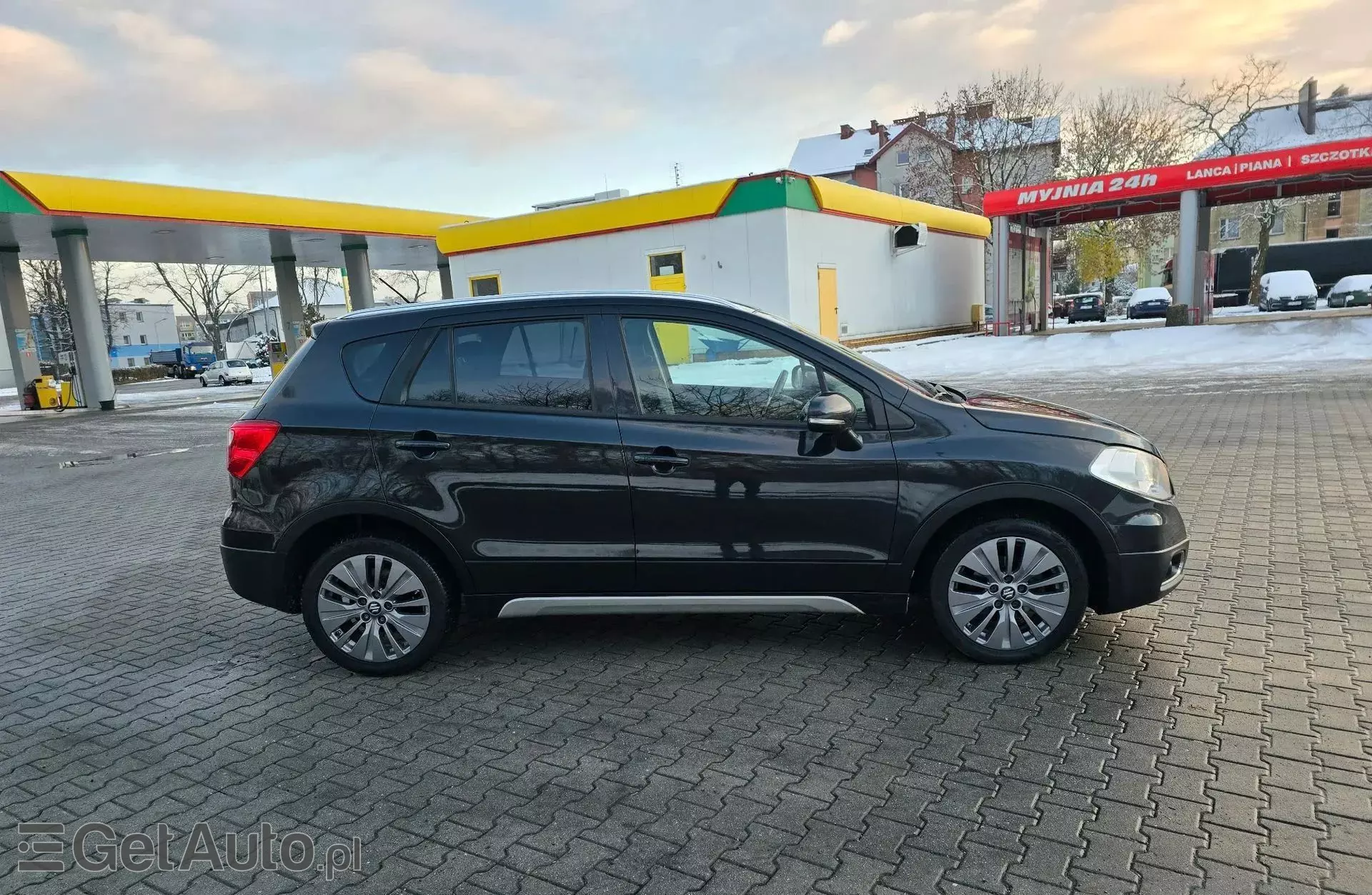 SUZUKI SX-4 s-cross 