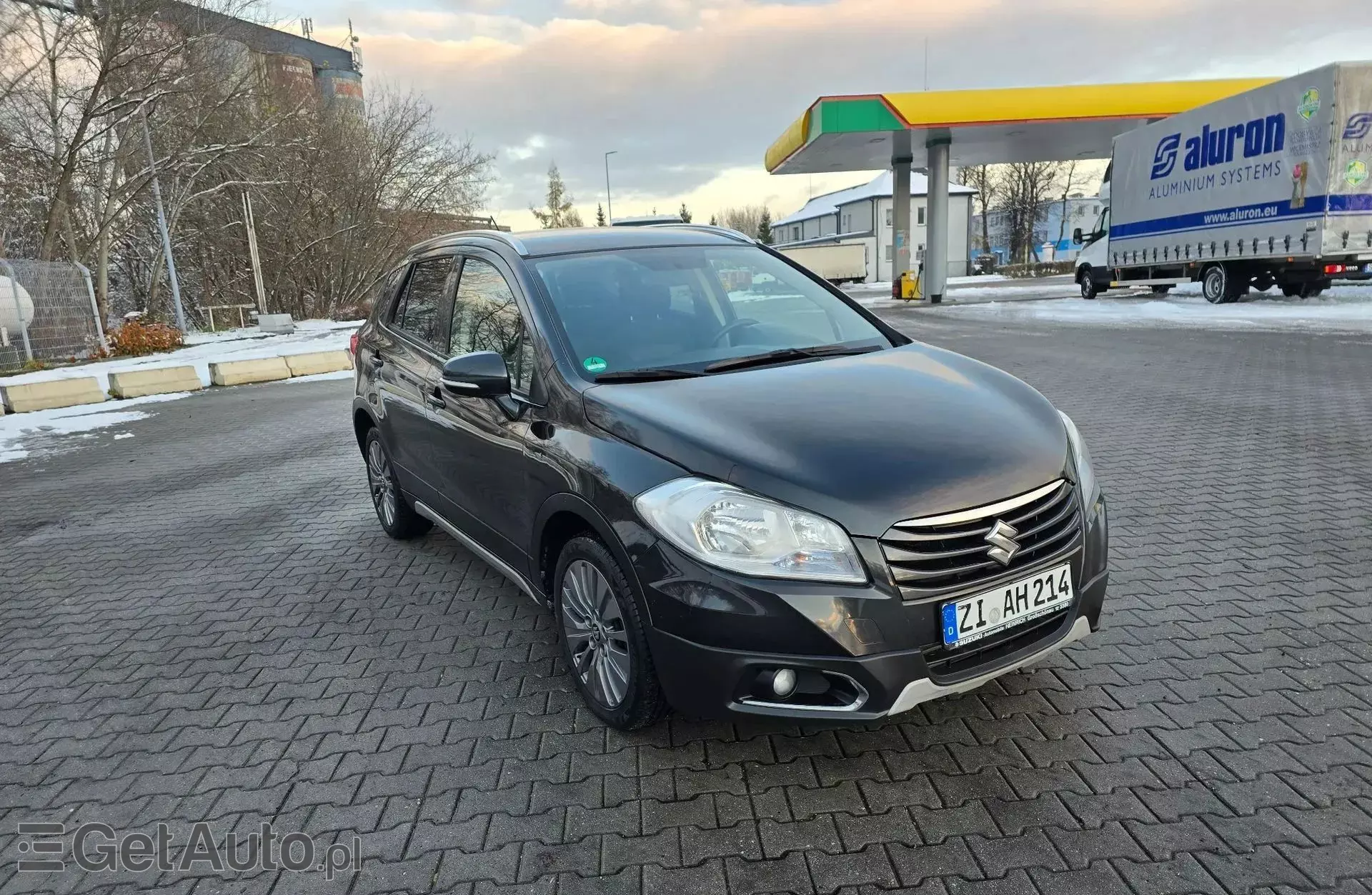 SUZUKI SX-4 s-cross 