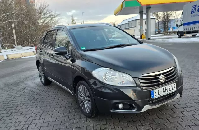 SUZUKI SX-4 s-cross 