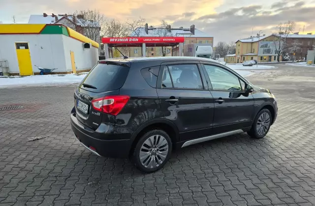 SUZUKI SX-4 s-cross 