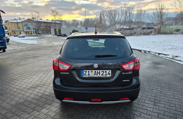 SUZUKI SX-4 s-cross 