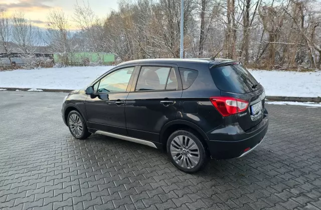 SUZUKI SX-4 s-cross 