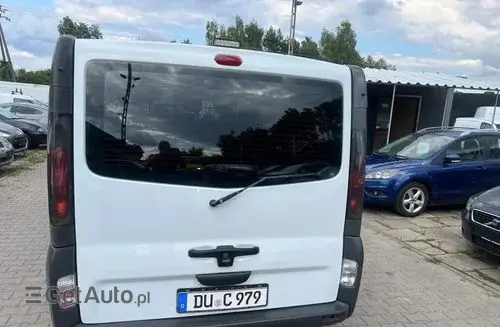 RENAULT Trafic 