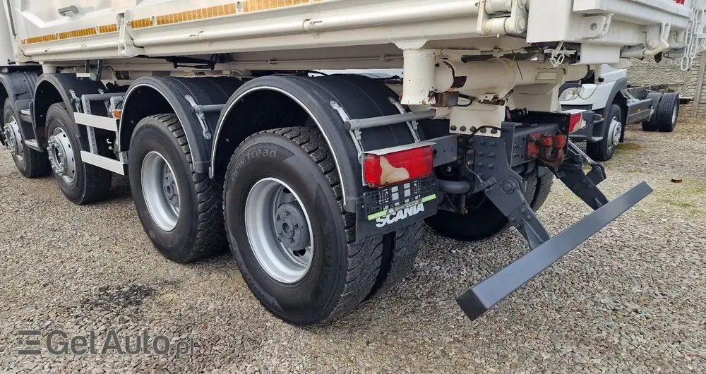 SCANIA P360 Kiper 8x4 Hydroburta Manual Resory 