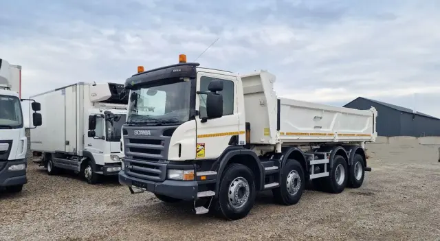 SCANIA P360 Kiper 8x4 Hydroburta Manual Resory 