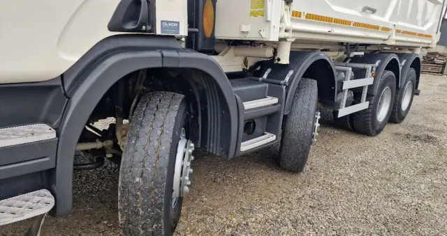 SCANIA P360 Kiper 8x4 Hydroburta Manual Resory 