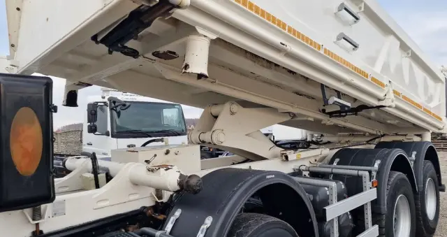 SCANIA P360 Kiper 8x4 Hydroburta Manual Resory 