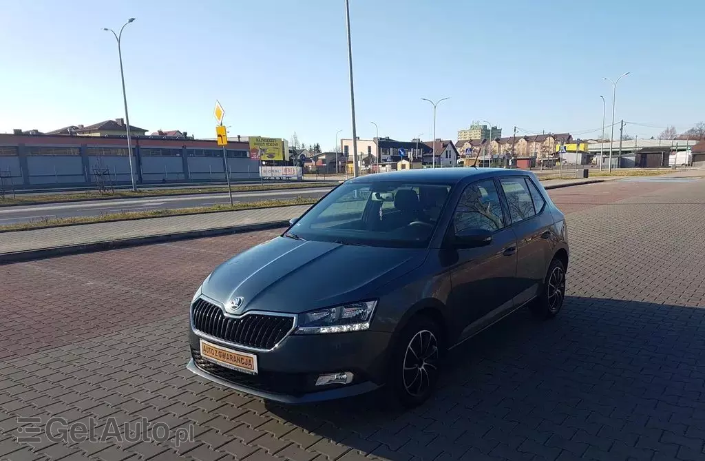 SKODA Fabia 