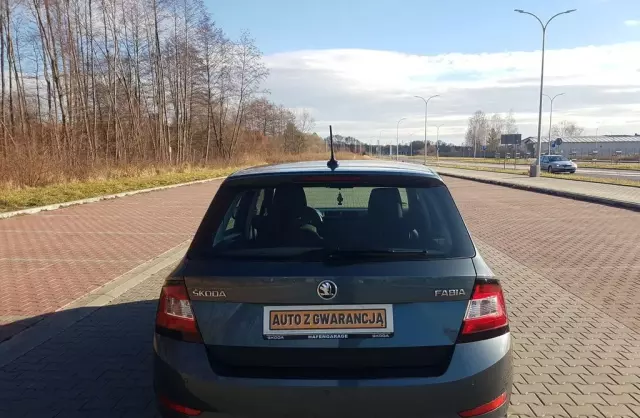 SKODA Fabia 