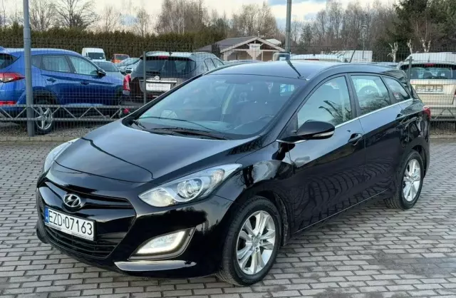 HYUNDAI I30 