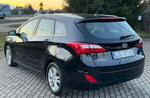 HYUNDAI I30 