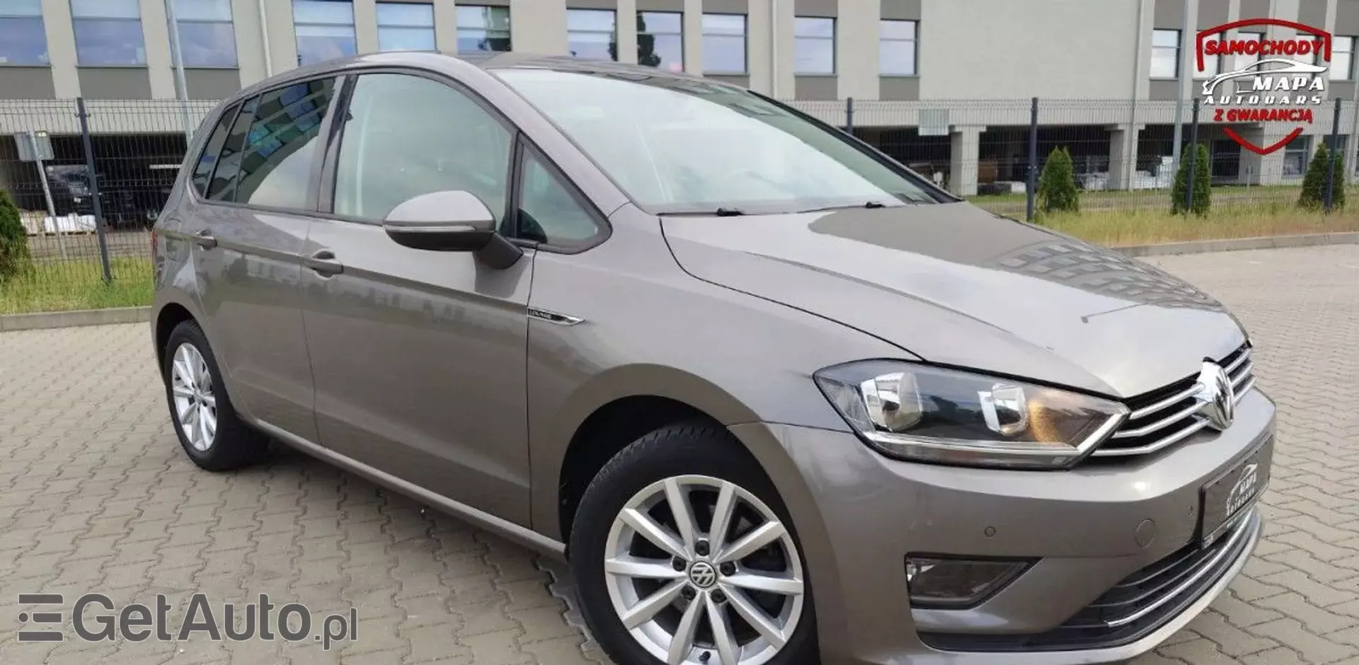 VOLKSWAGEN Golf Sportsvan 