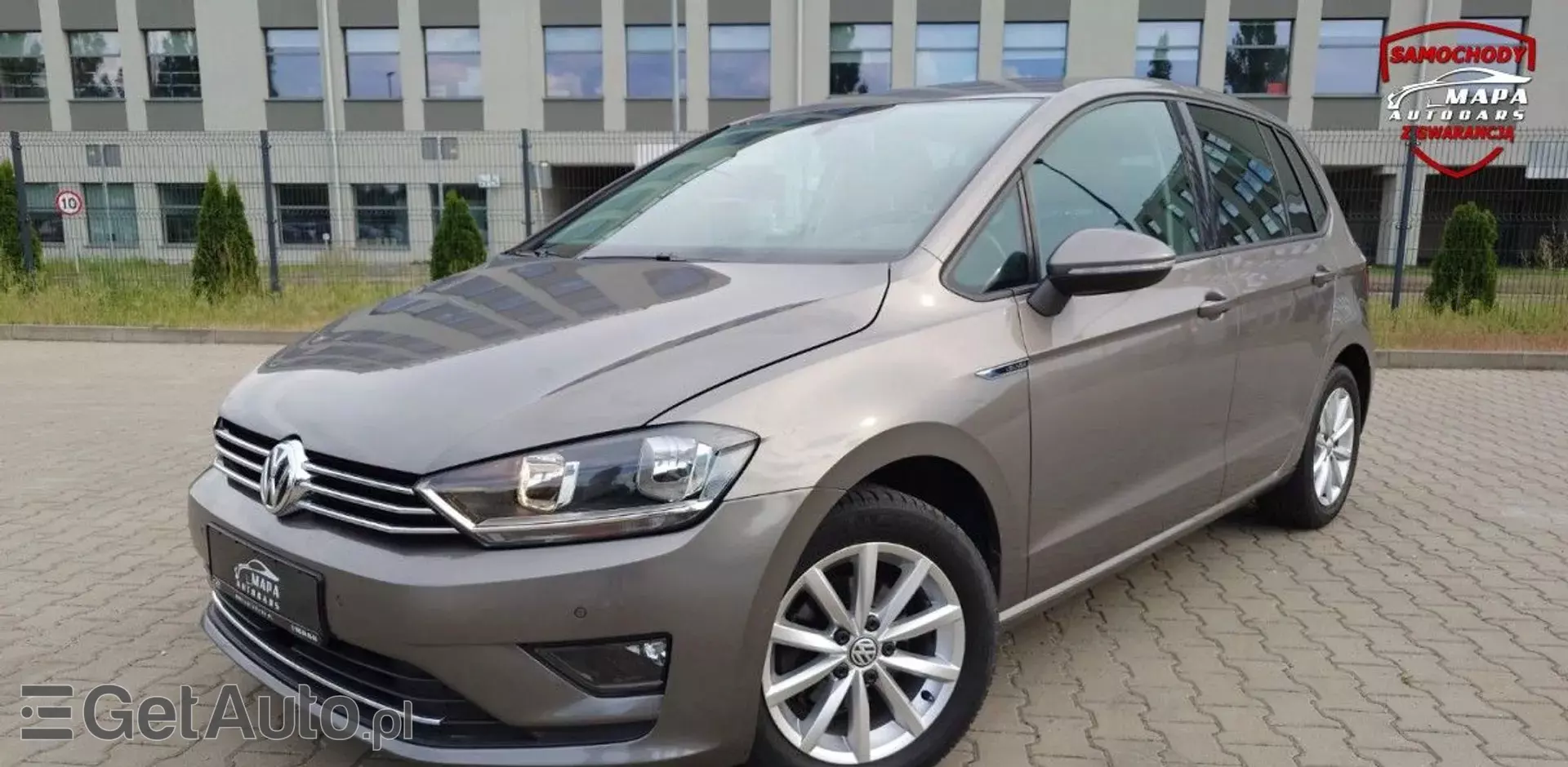 VOLKSWAGEN Golf Sportsvan 