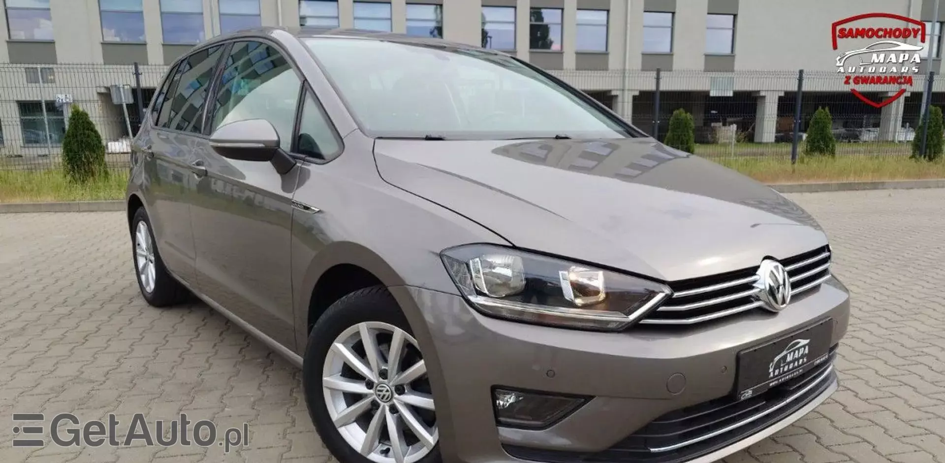 VOLKSWAGEN Golf Sportsvan 