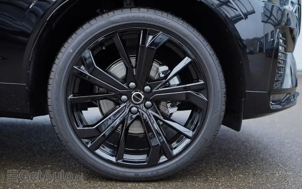 VOLVO XC 60 B5 B AWD Plus Black Edition