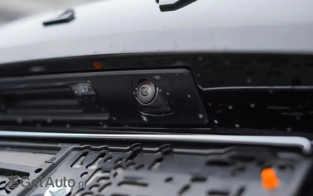 VOLVO XC 60 B5 B AWD Plus Black Edition