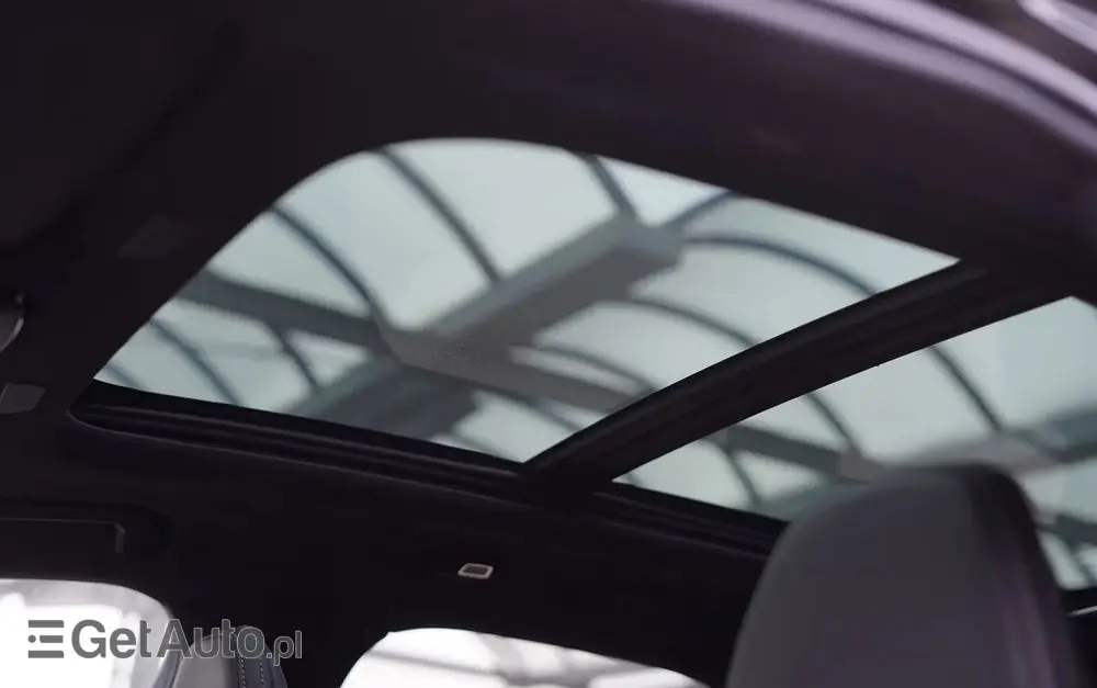 VOLVO XC 60 B5 B AWD Plus Black Edition