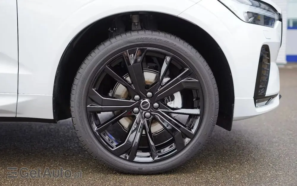 VOLVO XC 60 B5 B AWD Plus Black Edition