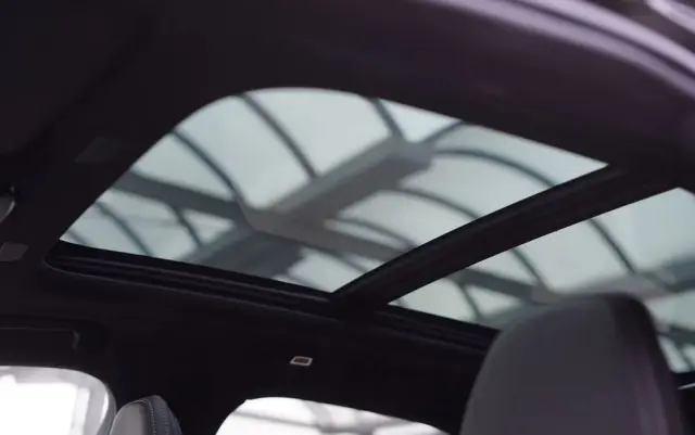 VOLVO XC 60 B5 B AWD Plus Black Edition