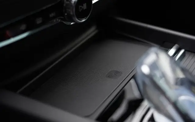 VOLVO XC 60 B5 B AWD Plus Black Edition