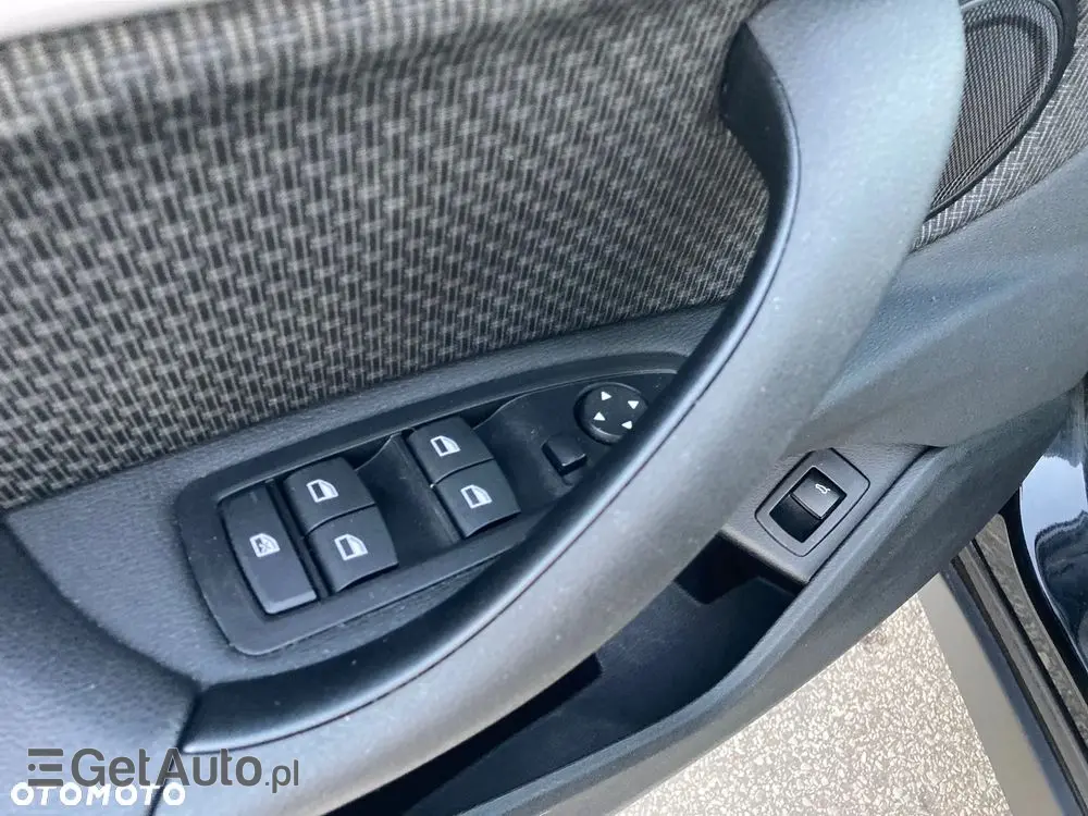 BMW X1 SDrive18i Advantage