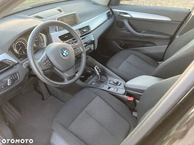 BMW X1 SDrive18i Advantage