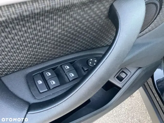 BMW X1 SDrive18i Advantage