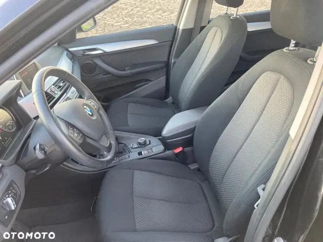 BMW X1 SDrive18i Advantage