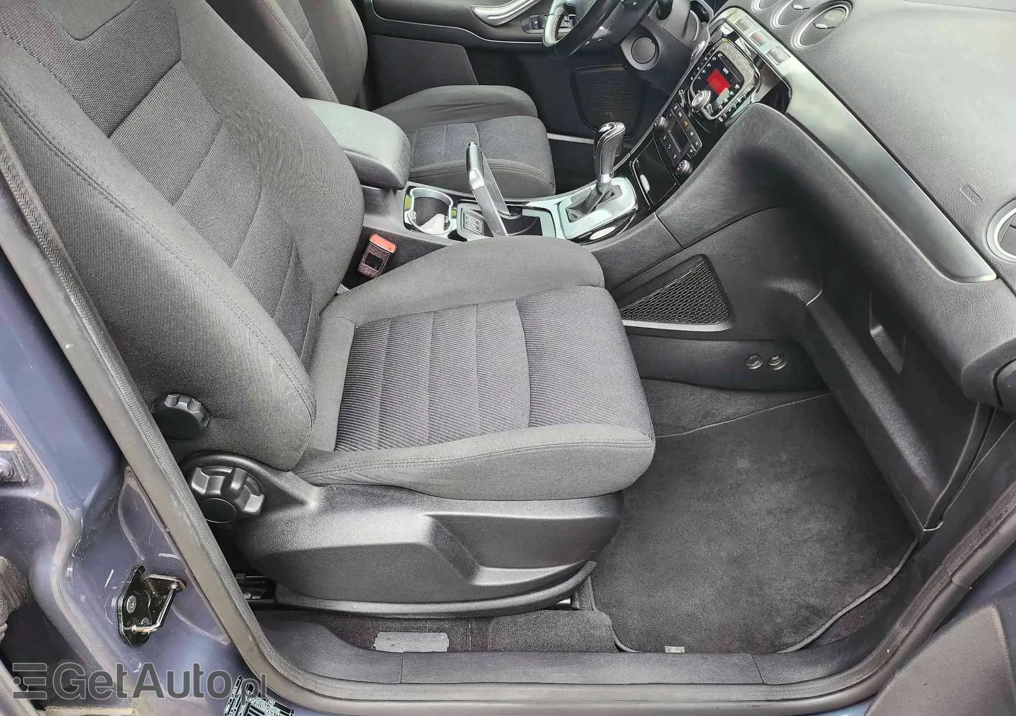 FORD S-Max 2.0 TDCi DPF Titanium