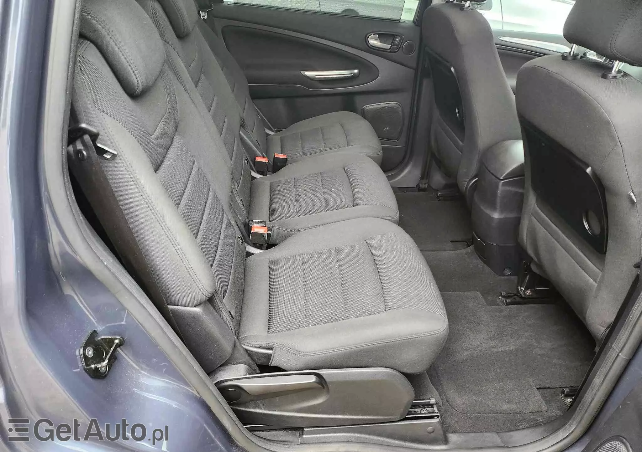 FORD S-Max 2.0 TDCi DPF Titanium