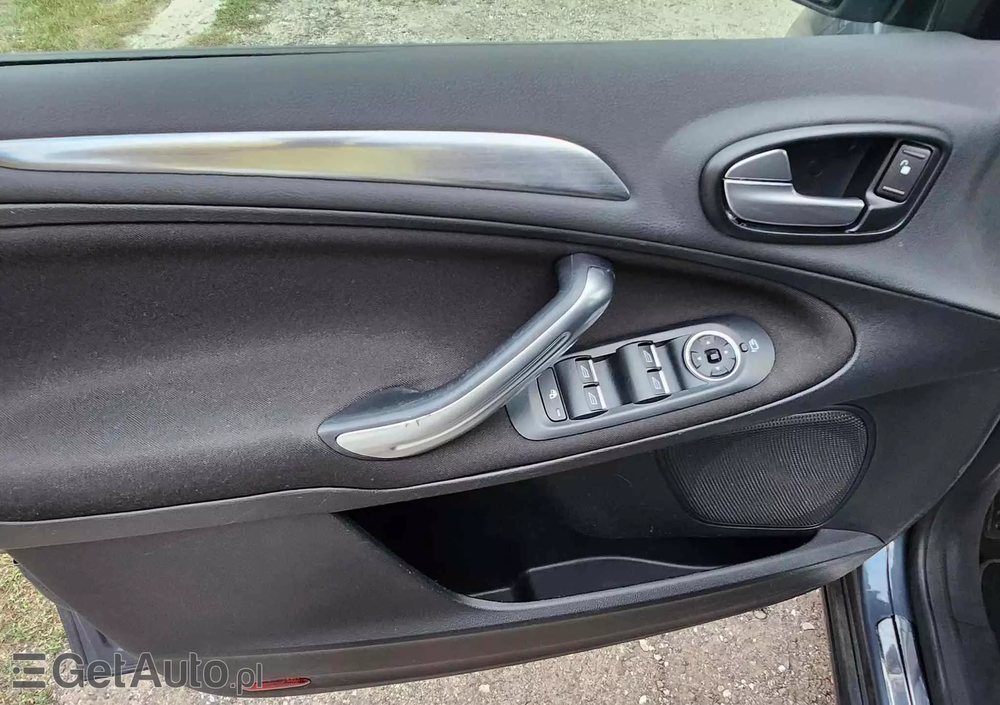 FORD S-Max 2.0 TDCi DPF Titanium