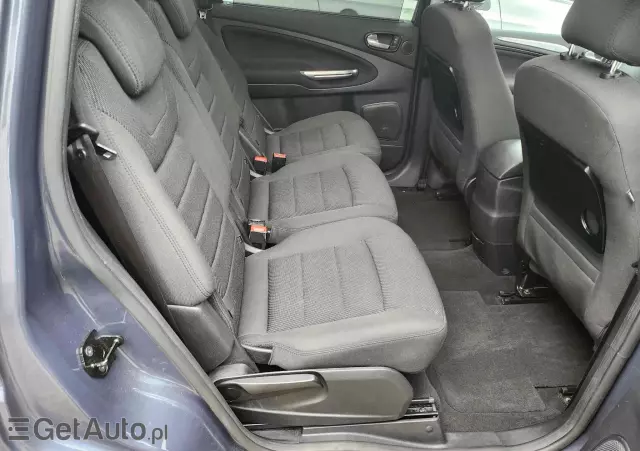 FORD S-Max 2.0 TDCi DPF Titanium