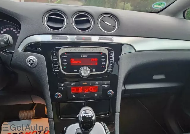 FORD S-Max 2.0 TDCi DPF Titanium