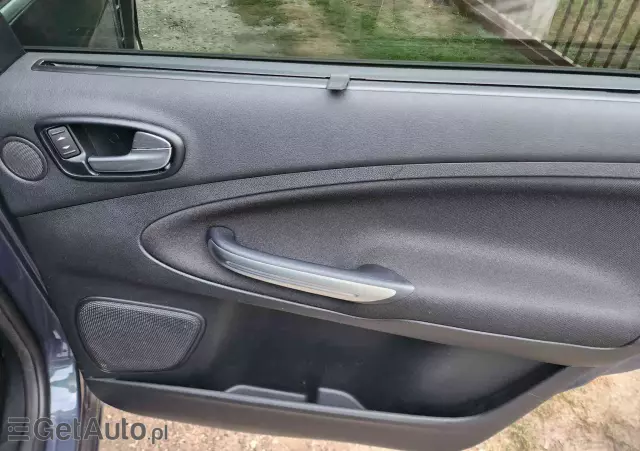 FORD S-Max 2.0 TDCi DPF Titanium