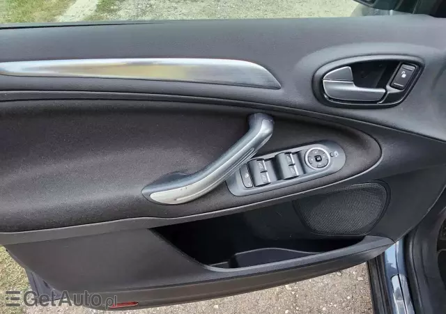 FORD S-Max 2.0 TDCi DPF Titanium