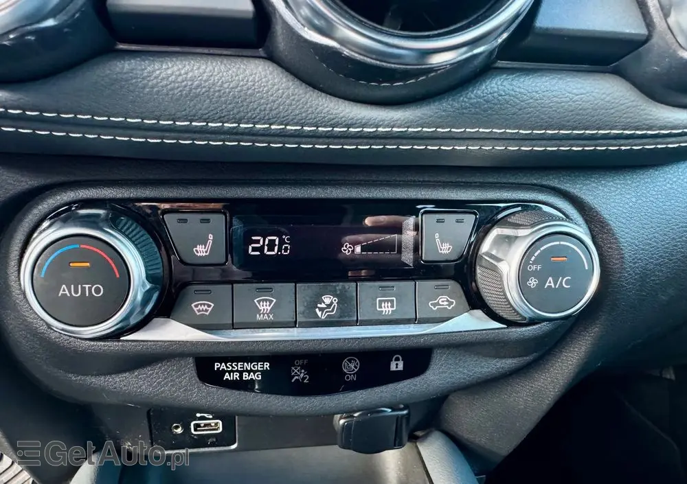 NISSAN Juke 1.0 DIG-T N-Connecta DCT