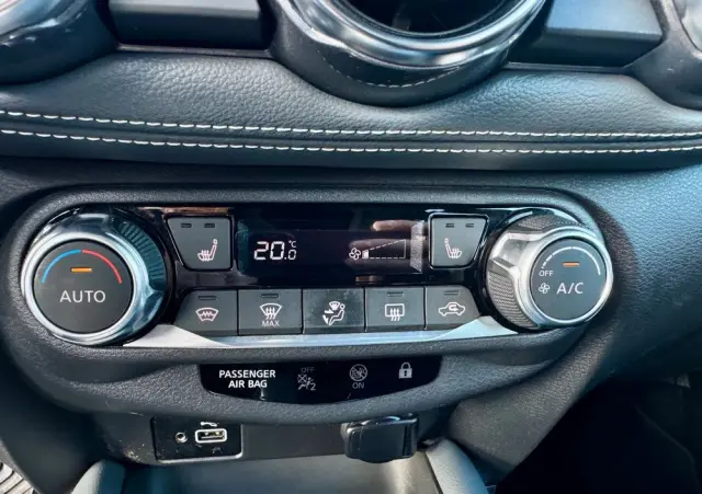 NISSAN Juke 1.0 DIG-T N-Connecta DCT